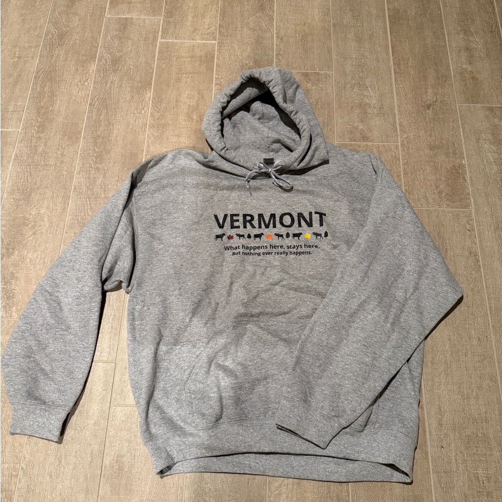Gildan Vermont Gray Hoodie